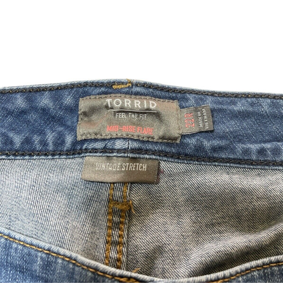 Torrid Mid-Rise Flare Jeans 22R Womens Distressed Button Fly Vintage Stretch - Picture 5 of 10